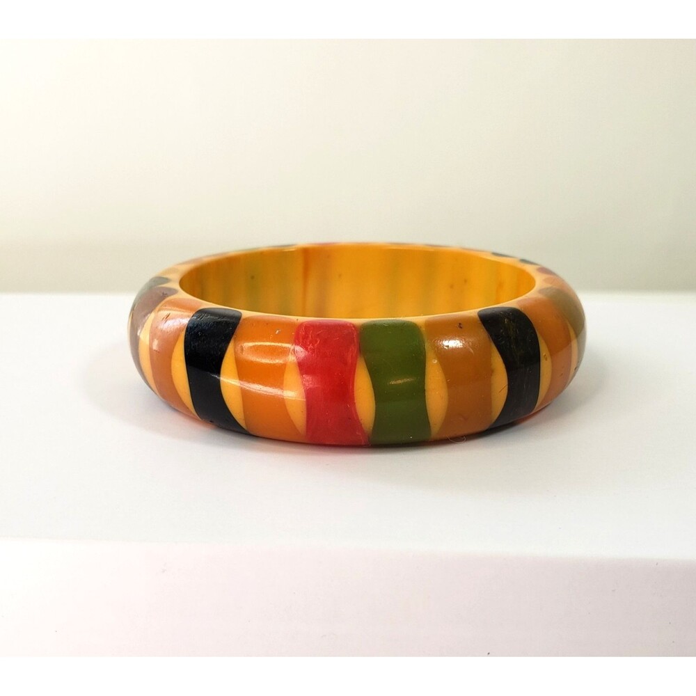 Bakelite Bangle Bracelet Butterscotch Injected Bow Tie Belle Kogan Multi Color